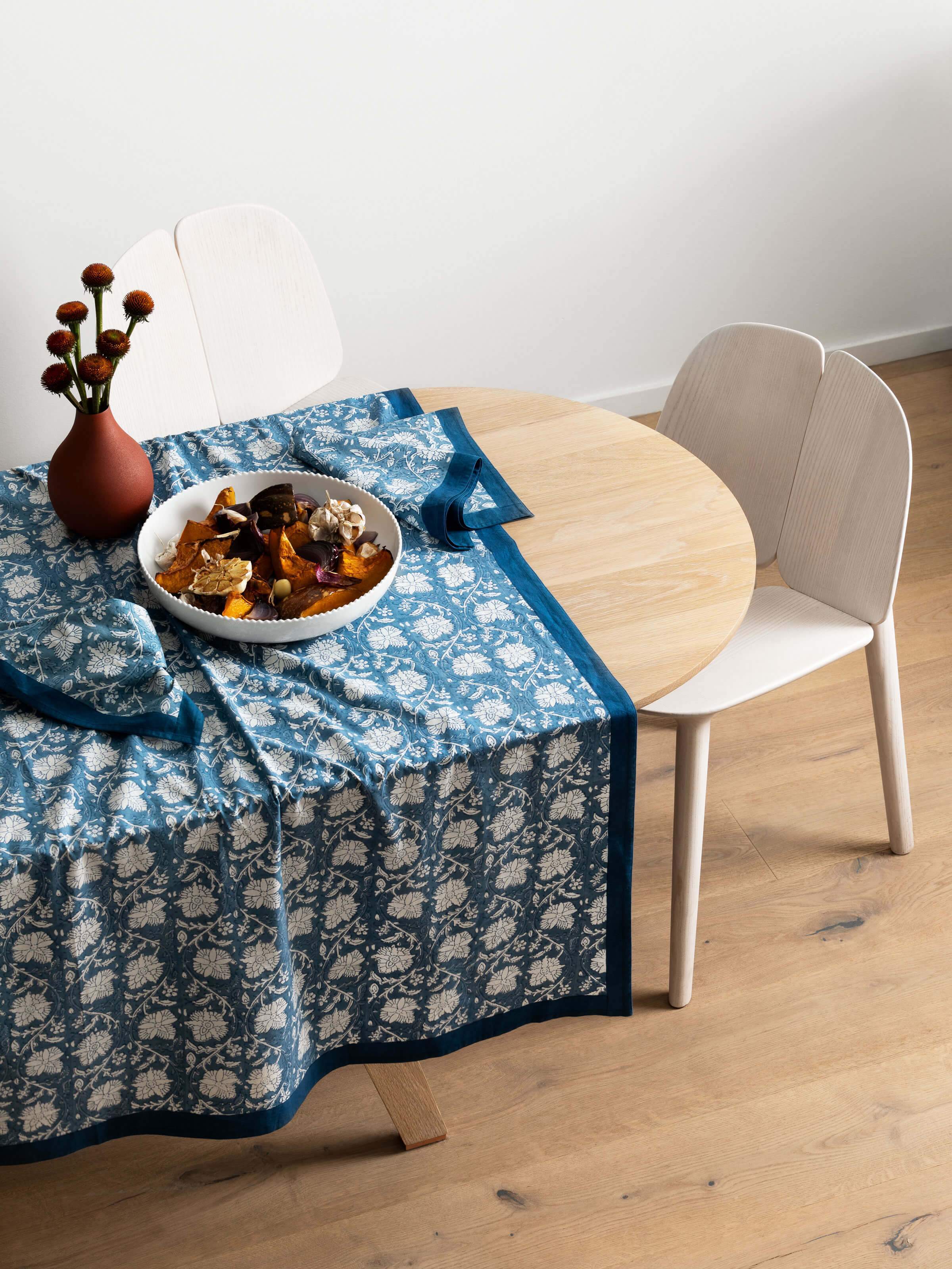 Thallo Table Cloth - Lake Table Linen 2020 