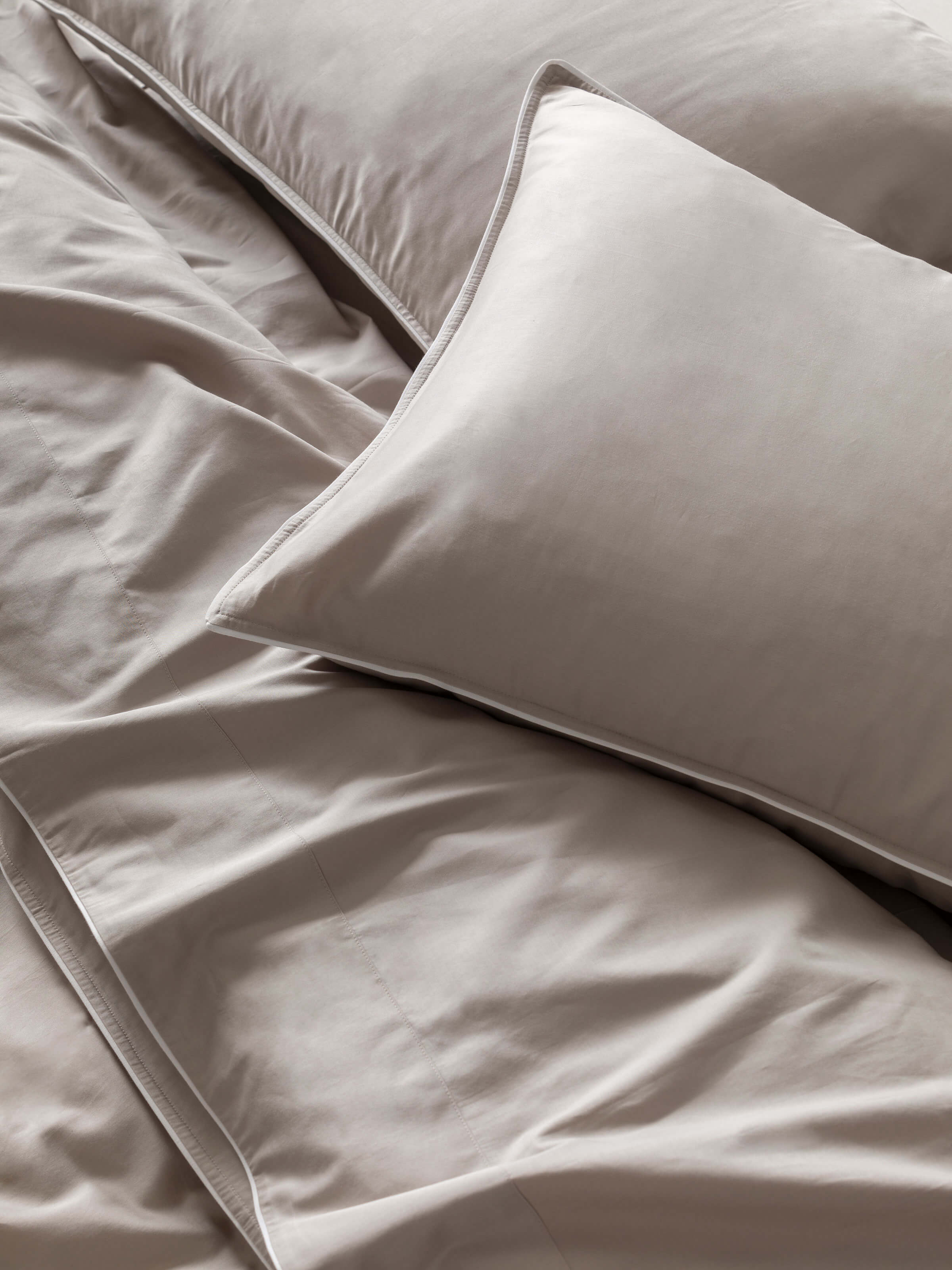 Belmont Pewter Organic Cotton Pillowcases